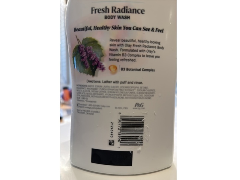 Olay Fresh Radiance Body Wash, Birch water & Lavender, 35 fl oz/1.03 L