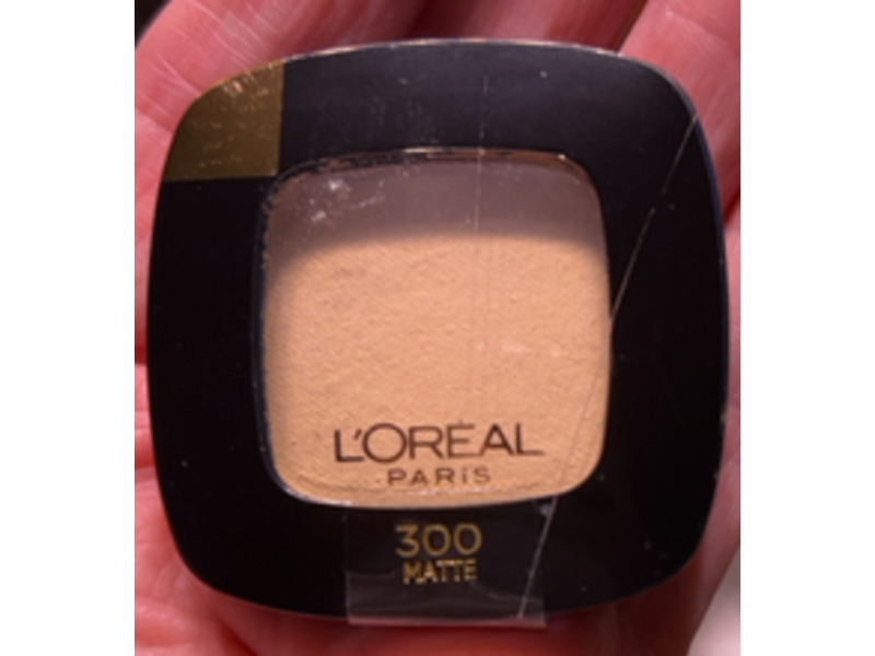 L'Oreal Paris Colour Riche Eyeshadow, 300 Matte Chill, 0.12 oz/3.5 g
