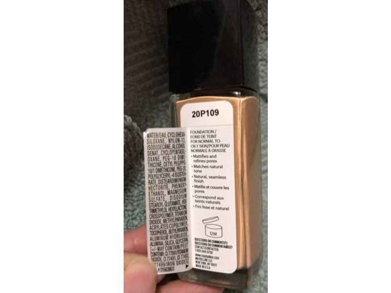 Maybelline New York Fit Me Matte + Poreless Foundation, Natural Tan, 1 fl oz/30 mL