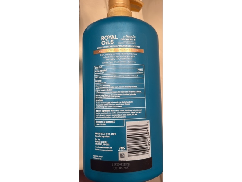 Head & Shoulders Royal Oils Moisture Renewal Scalp Balancing Conditioner, Coconut Oil & Apple Cider Vinegar, 31.4 fl oz/930 mL