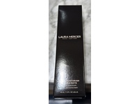 Laura Mercier Tinted Moisturizer Blurred Matte, SPF 30, 5C Cedar, 1.5 fl oz/45 mL - Image 3