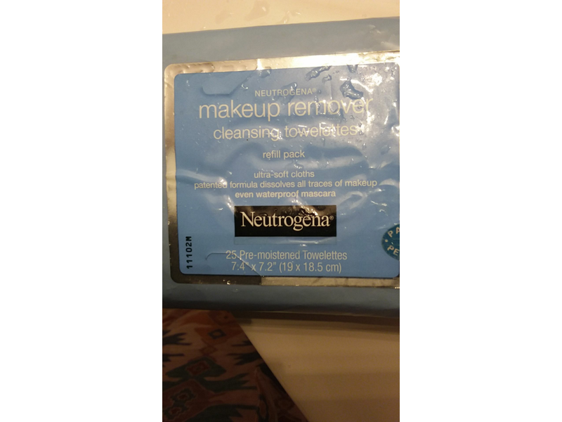 Neutrogena Makeup Remover Cleansing Towelettes, Refill Pack, 25 Towelettes