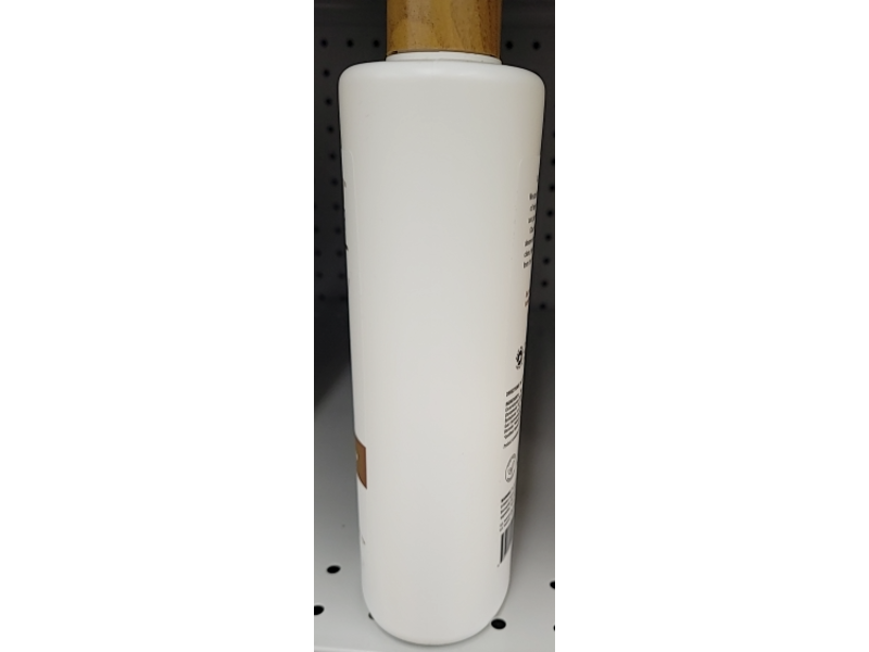 Raw Sugar Simply Body Wash, Santal + Caffeine, 25 fl oz/740 mL