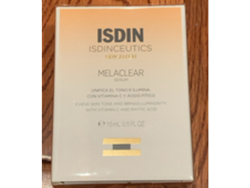ISDIN Melaclear Dark Spot Correcting Serum, Vitamin C, 0.5 fl oz/15 mL