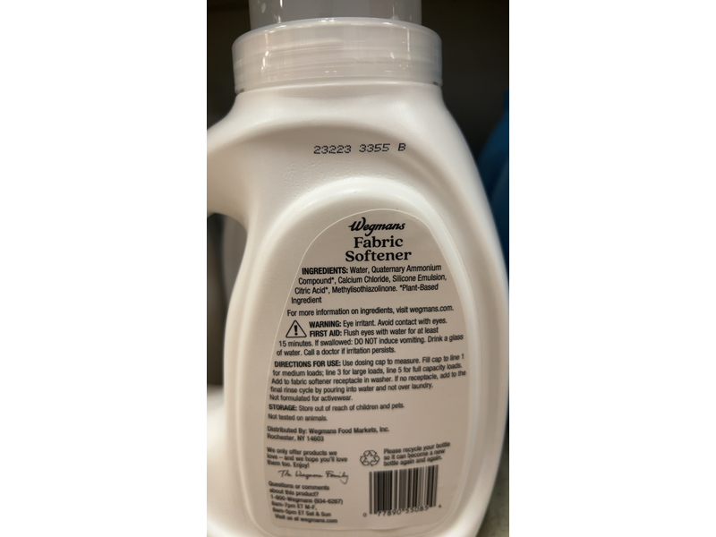 Wegmans Fabric Softener, Free & Clear, 33 Loads, 50 fl oz/1.47 L