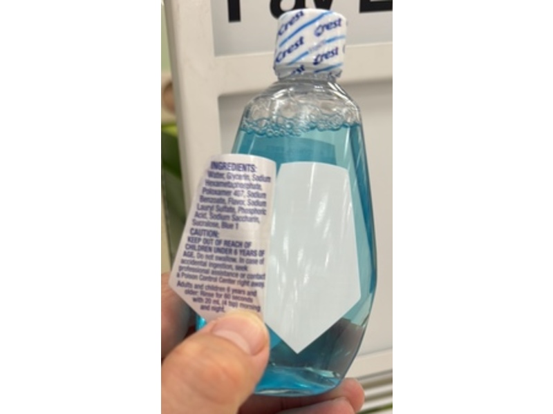 Crest 3D White Fresh Whitening Mouthwash, Energizing Mint, 3.3 fl oz/100 mL