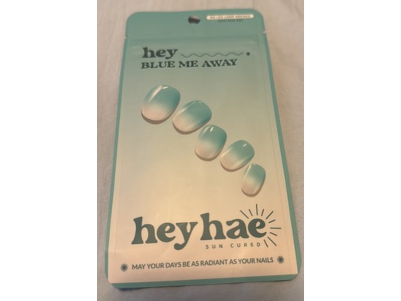 Heyhae Sun Cured Gel Nail Strips, Blue Me Away, 28 Count