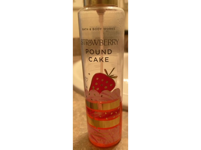 Bath & Body Works Diamond Shimmer Mist, Strawberry Pound Cake, 4.9 fl oz/145 mL.