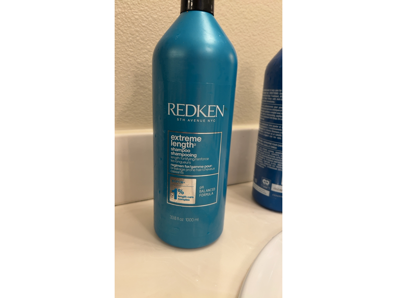 Redken Extreme Length Shampoo, Biotin, 33.8 fl oz/1000 mL