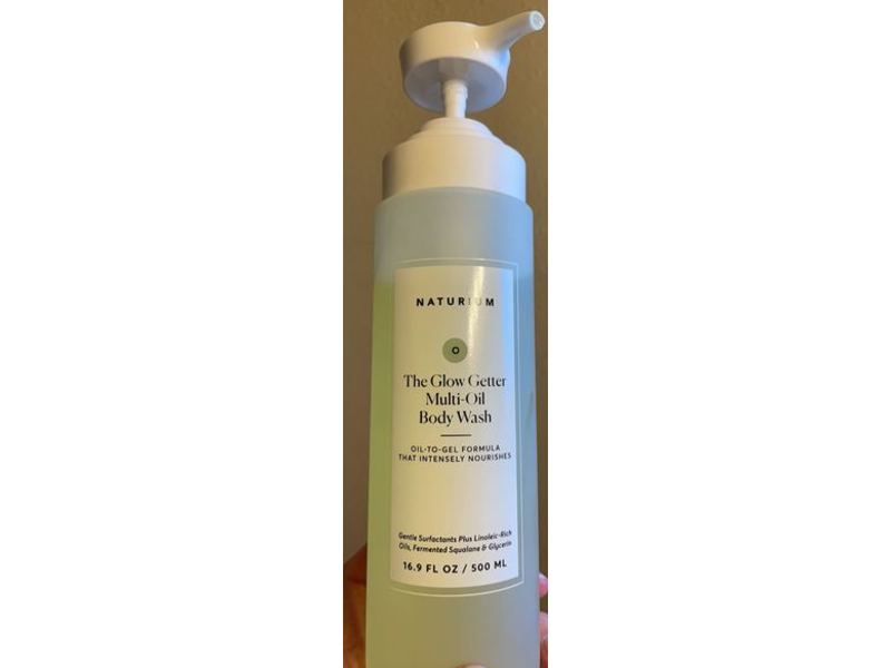 Naturium The Glow Getter Multi-Oil Body Wash, 16.9 fl oz/500 mL