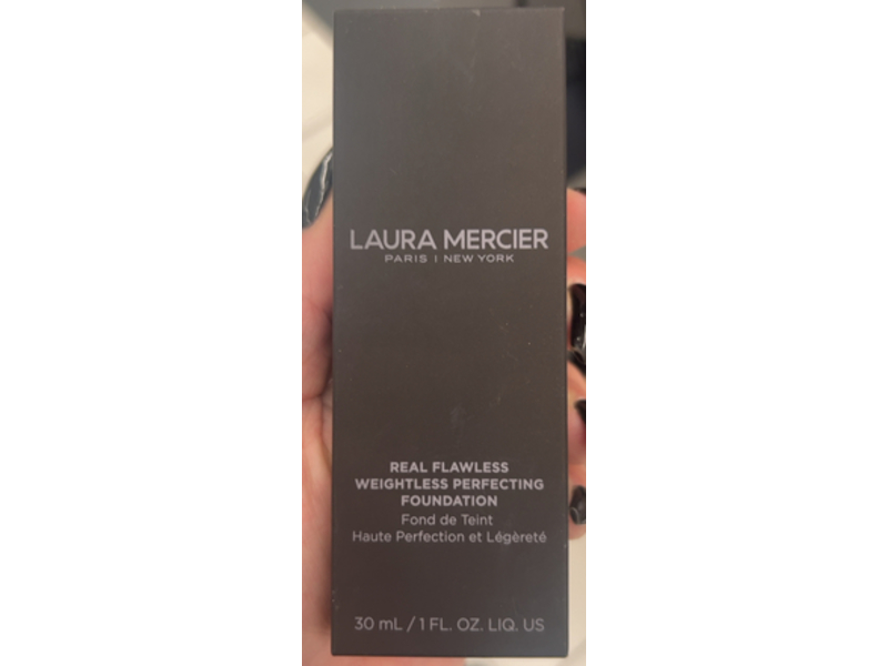 Laura Mercier Real Flawless Weightless Perfecting Foundation, 3N1 Buff, 1 fl oz/30 mL