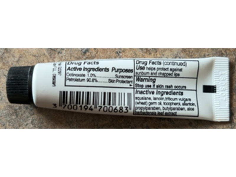 Kiehl's Lip Balm Sunscreen, SPF 4, 0.5 fl oz/15 mL