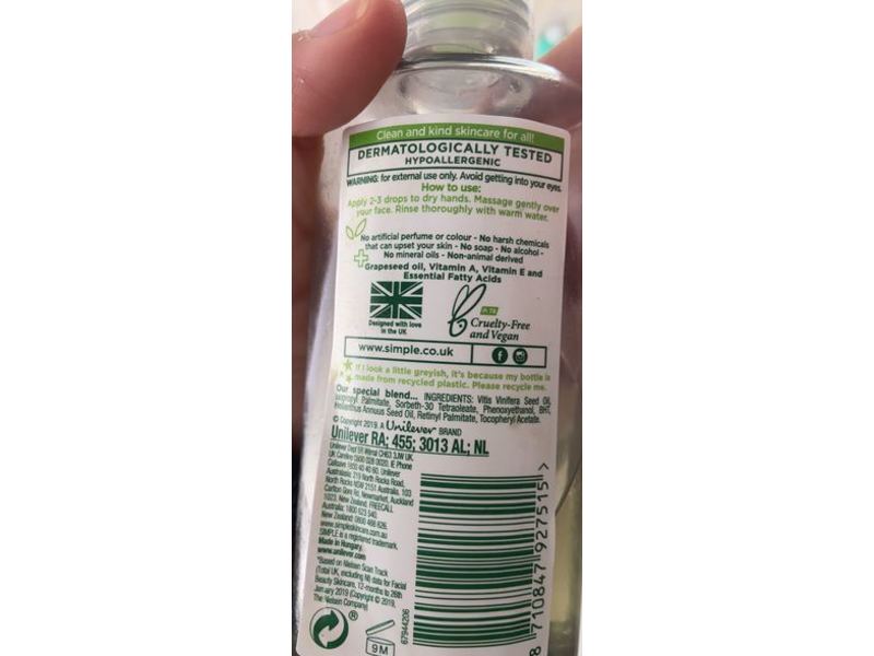 Simple Hydrating Cleansing Oil Kind To Skin, 125 mL