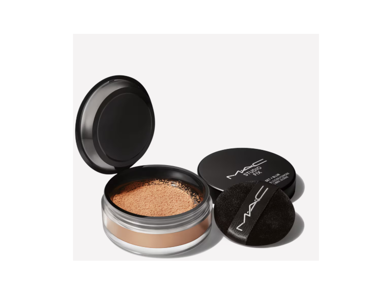 M.A.C. Cosmetics Studio Fix Pro Set + Blur Weightless Loose Powder, Dark, 0.22 oz/6.5 g