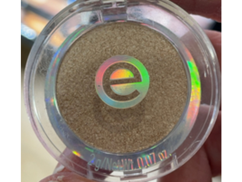 Essence Mono Eyeshadow Pearly, 01 Golden Glow, 0.07 oz/2 g