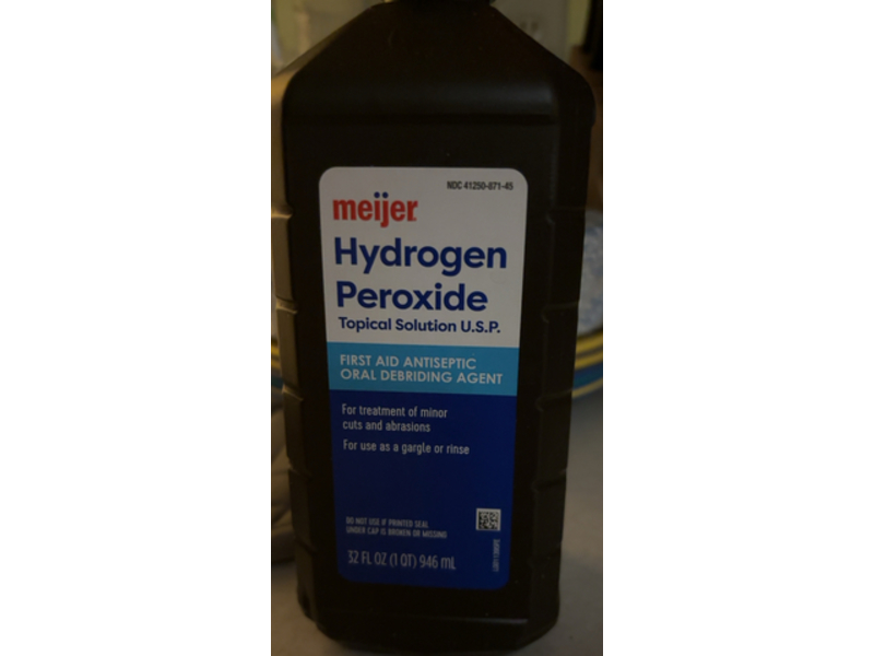 Meijer Hydrogen Peroxide Topical Solution USP, 32 fl oz/946 mL