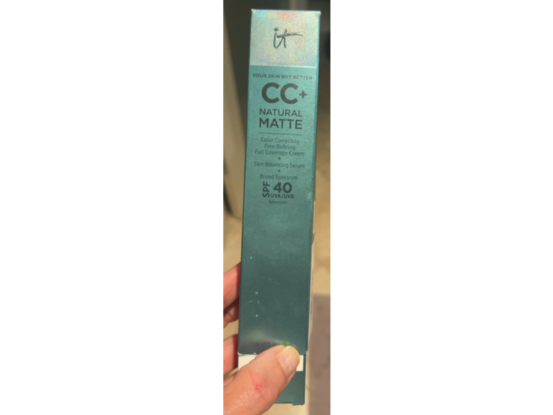It Cosmetics CC+ Matte Cream, SPF 40, Medium, 1.08 fl oz/32 mL