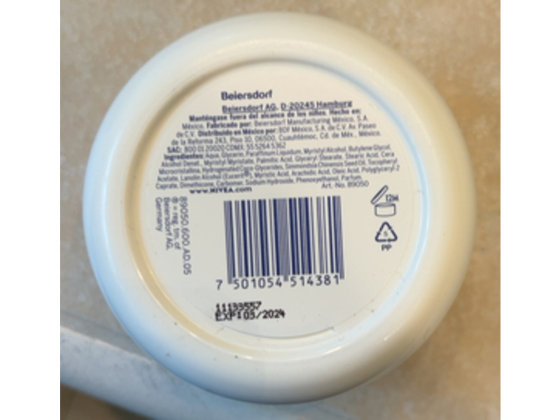 Nivea Soft Moisturizing Cream, 6.8 oz/200 mL