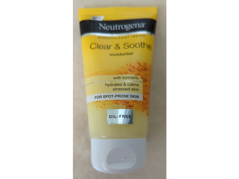 Neutrogena Clear & Soothe Moisturiser, Oil-Free, Turmeric, 75 mL