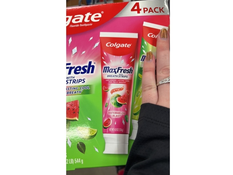 Colgate MaxFresh Toothpaste, Watermelon Blast, 4.8 fl oz/136 g