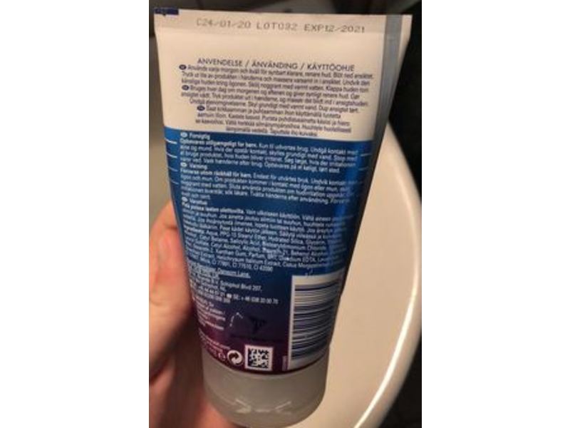 Clearasil Ultra Rapid Action Scrub, 150 mL