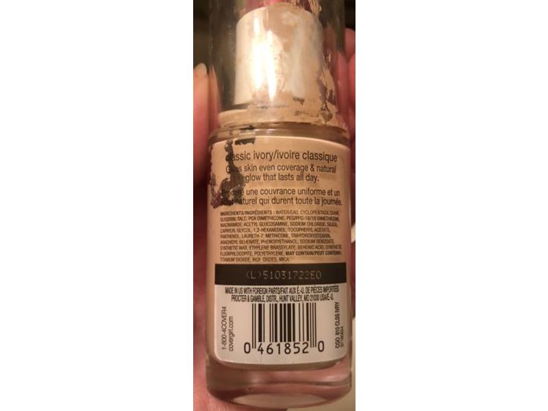 Covergirl Outlast Stay Luminous Natural Glow Foundation, Classic Ivory 810, 1 fl oz/30 mL