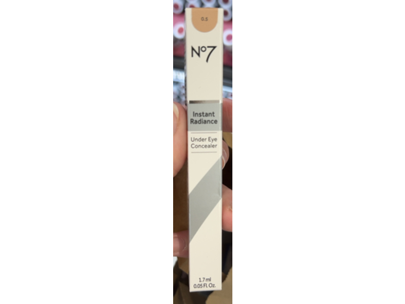 No7 Instant Radiance Under Eye Concealer, 0.5, 0.05 fl oz/1.7 mL