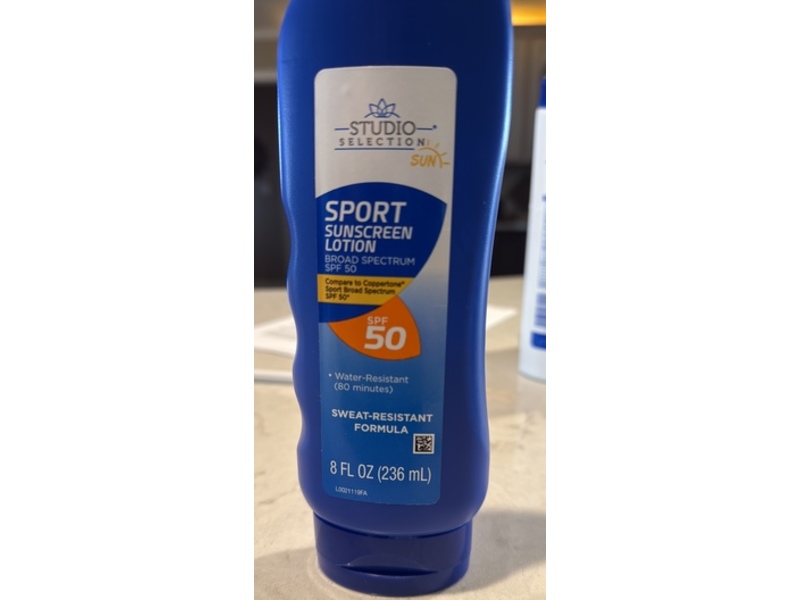 Studio Selection Sport Sunscreen Lotion, SPF 50 , 8 fl oz/236 mL