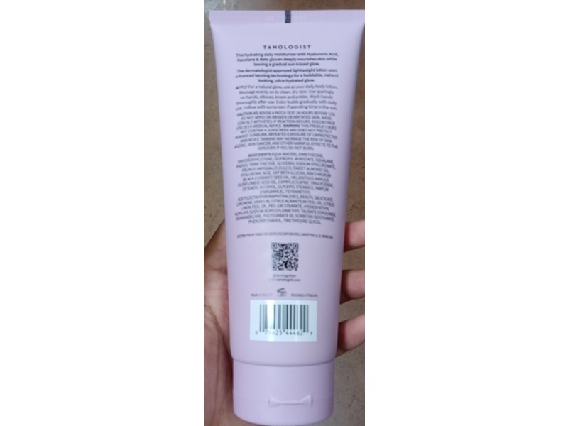 Tanologist Hydrating Daily Glow Gradual Tan Body Lotion, Medium, 6.76 fl oz/200 mL