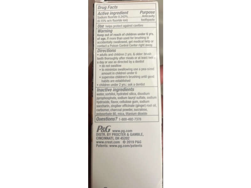 Crest 3D White Whitening Therapy Toothpaste, Charcoal & Ginger Oil, Zesty Mint, 4.1 oz/116 g