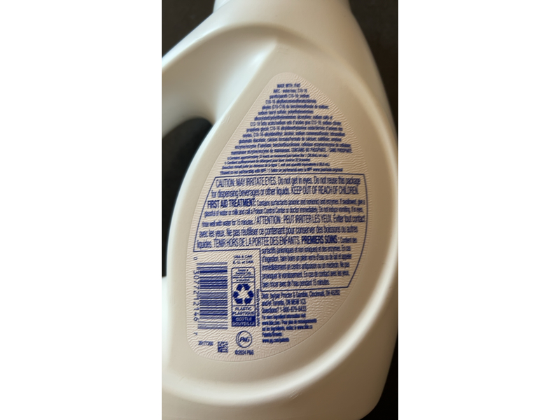 Tide Free & Gentle Laundry Detergent, 32 Loads, 42 fl oz/1.24 L