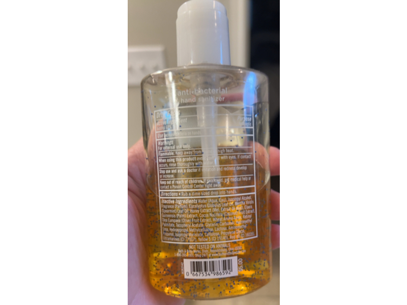 Bath & Body Works Stress Relief Anti-bacterial Hand Sanitizer, Eucalyptus Spearmint, 7.6 fl oz/225 mL