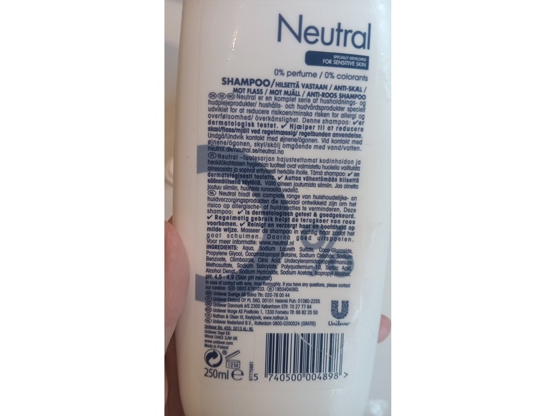 Neutral Anti-Dandruff Shampoo, 250 mL