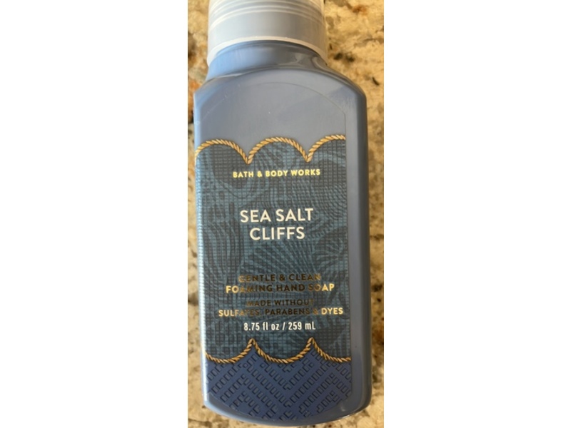 Bath & Body Works Gentle & Clean Foaming Hand Soap, Sea Salt CLiffs, 8.75 fl oz/259 mL