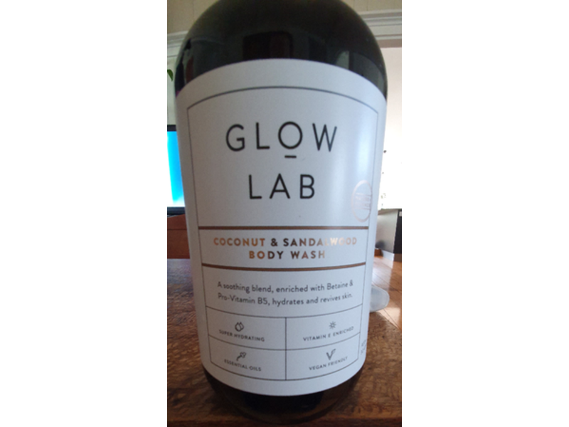 Glow Lab Body Wash, Coconut & Sandalwood, 900 ml
