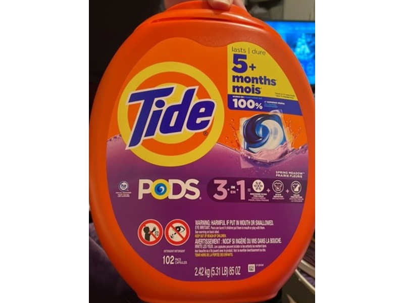 Tide PODS 3-In-1 Laundry Detergent Pacs, Spring Meadow, 85 oz/2.42 kg, 102 Pacs