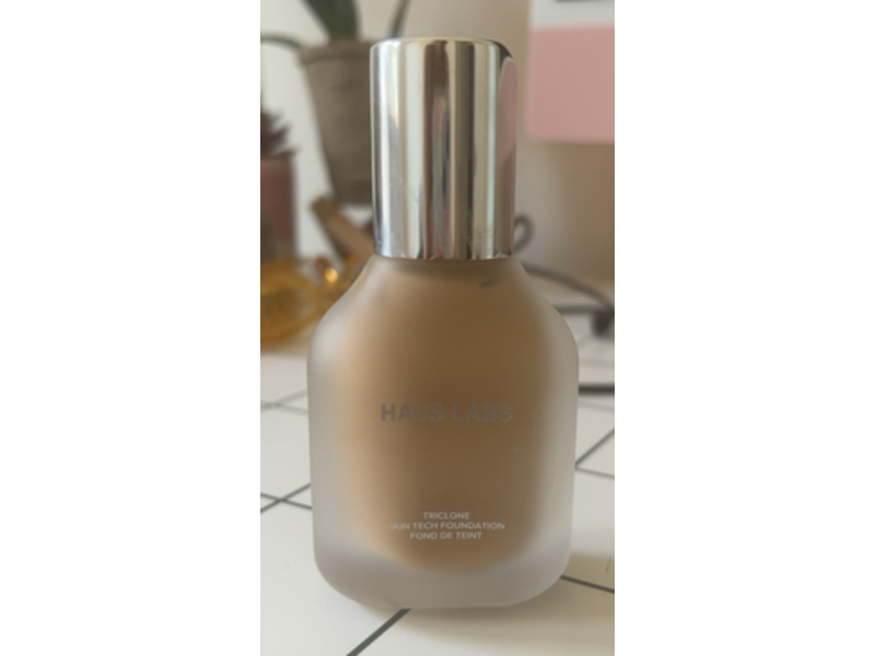 Haus Labs Triclone Skin Tech Foundation, 260 Light Medium Cool, 1 fl oz/30 mL