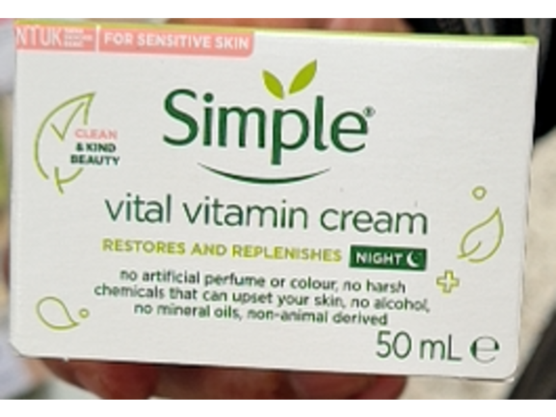 Simple Restores & Replenishes Night Cream, Vital Vitamin, 50 mL