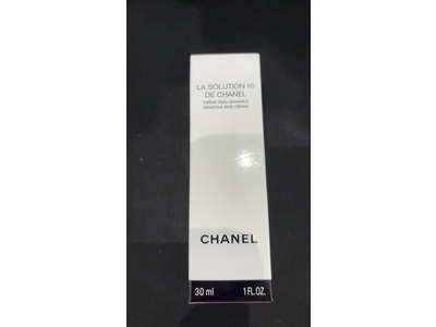 美容液 CHANEL LA SOLUTION 10 DE CHANEL 50ml La Solution 10 de CHANEL - Skincare | CHANEL