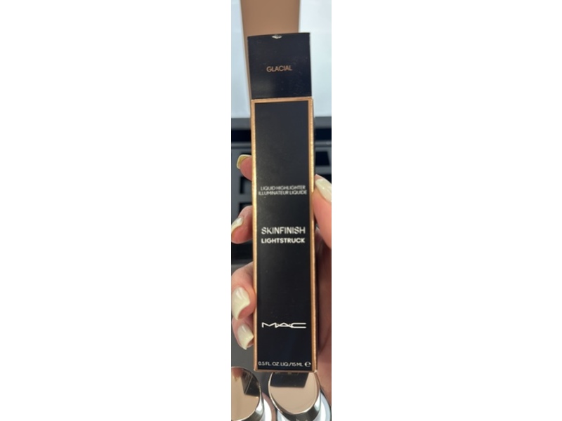 MAC Skinfinish Lightstruck Liquid Highlighter, Glacial, 0.5 fl oz/15 mL