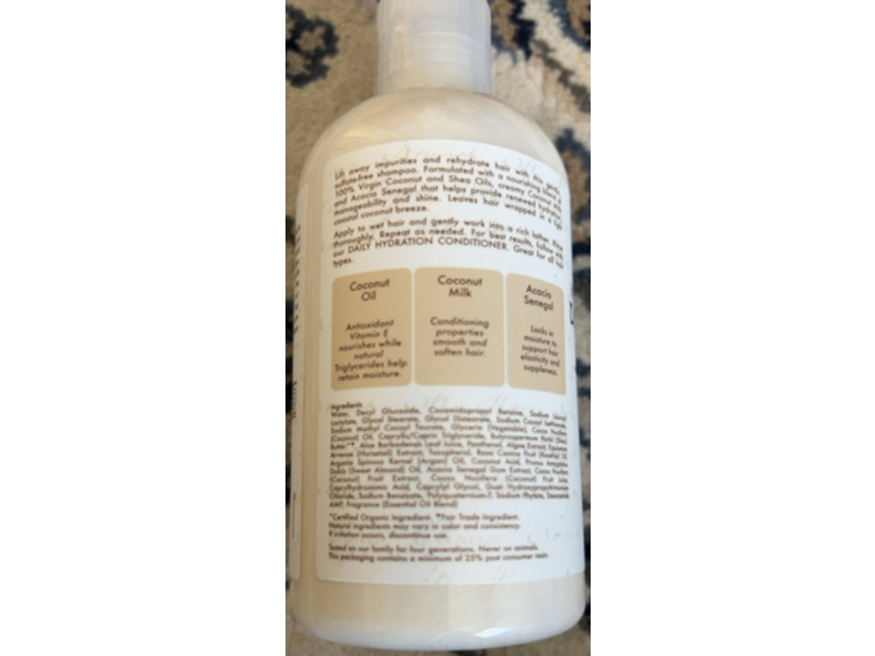 SheaMoisture 100% Virgin Coconut Oil Daily Hydration Shampoo, Coconut Milk & Acacia Senegal, 8 fl oz/237 mL