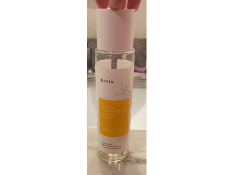 Iunik Vitamin Hyaluronic Acid Vitalizing Toner, 200 mL