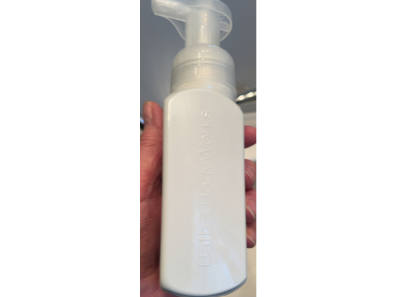 Bath & Body Works Gentle & Clean Foaming Hand Soap, Black Cherry Merlot, 8.75 fl oz/259 mL, Pack Of 2