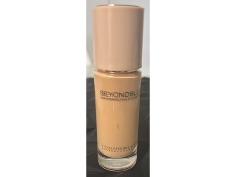 Youngblood Beyond Blur Skin Perfecting Foundation, LC1, 1 fl oz/30 mL