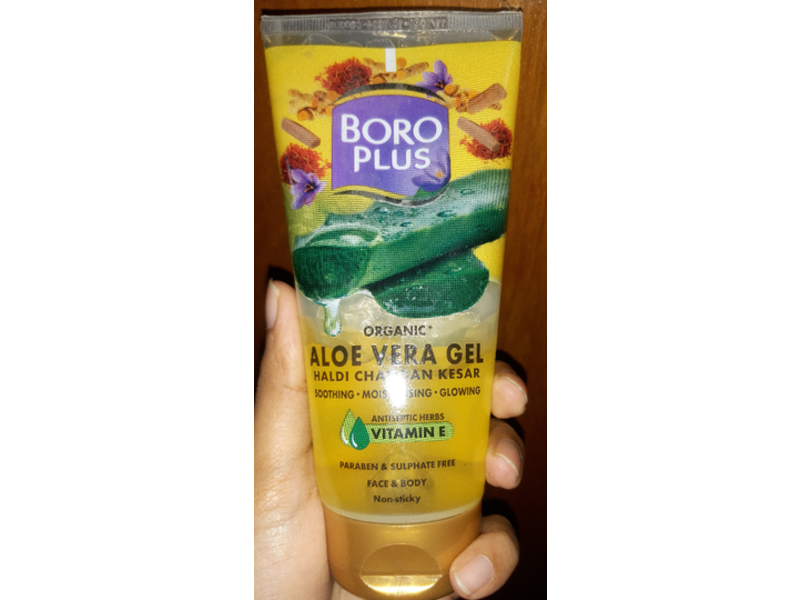 Boroplus Moisturising Aloe Vera Gel, Haldi Chandana Kesari, 150 mL, Pack Of 3