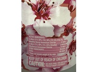 Clorox Scentiva Disinfecting Wipes, Cherry Blossom & Peach, 0.7 oz/474 g, 75 Count - thumbnail 3