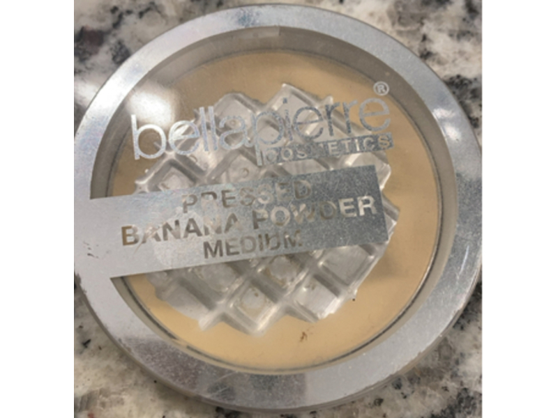 Bellapierre Cosmetics Pressed Banana Powder, Medium, 0.28 oz/8 g