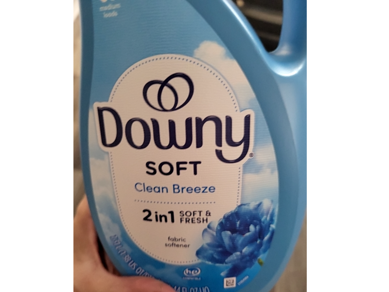 Downy 2 In 1 Soft & Fresh Liquid Fabric Softener, Clean Breeze, 60 Loads, 44 fl oz/1.31 L