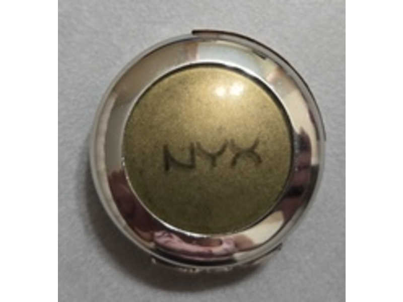Nyx Professional Makeup Prismatic Eyeshadow, 18 Bewitched, 0.04 oz/1.24 g