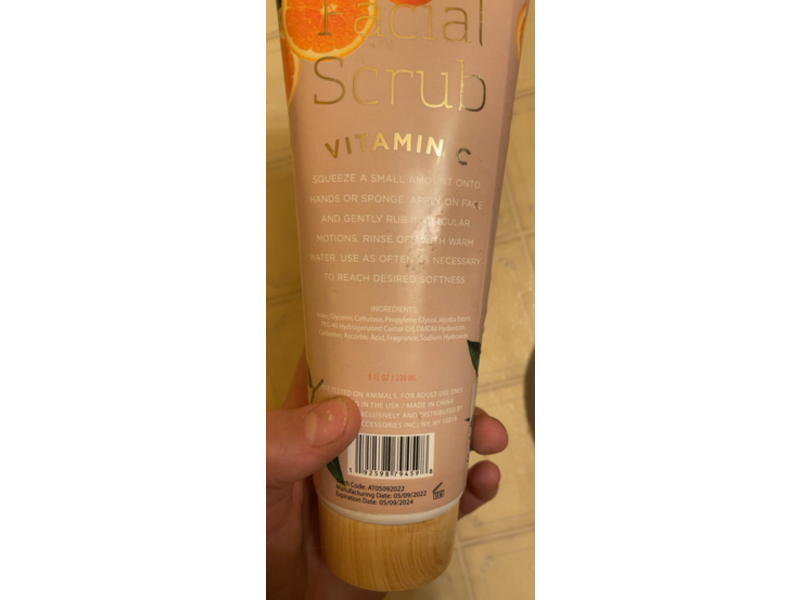 Livegreen Exfoliating & Cleansing Facial Scrub, Vitamin C, 8 fl oz/236 mL